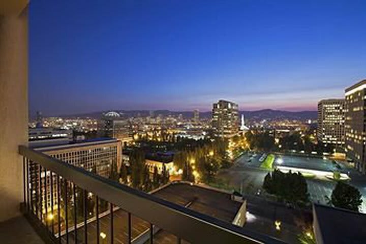 Doubletree Hotel & Exec. Meeting Ctr. Portland-lloyd Center