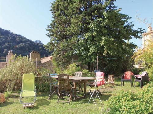 Four-bedroom Holiday Home In Viviers
