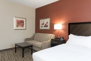 Holiday Inn Express Hotel  Suites Grand Rapid