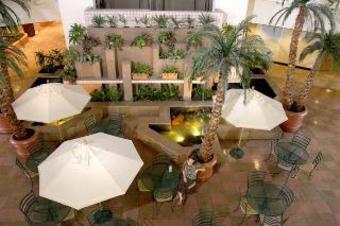 Hotel Embassy Suites St. Louis - Airport