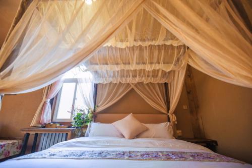 Guyue Resort