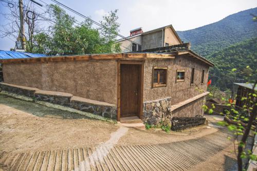 Guyue Resort