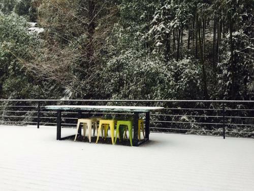 Black Jewels Inn
