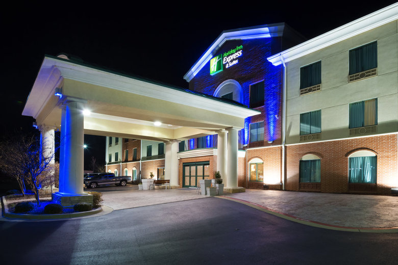 Holiday Inn Express Hotel  Suites Little Rock