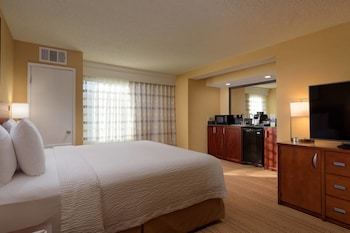 Hotel Courtyard By Marriott San Diego Old Town