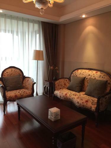 Taihu Lake King Apartment
