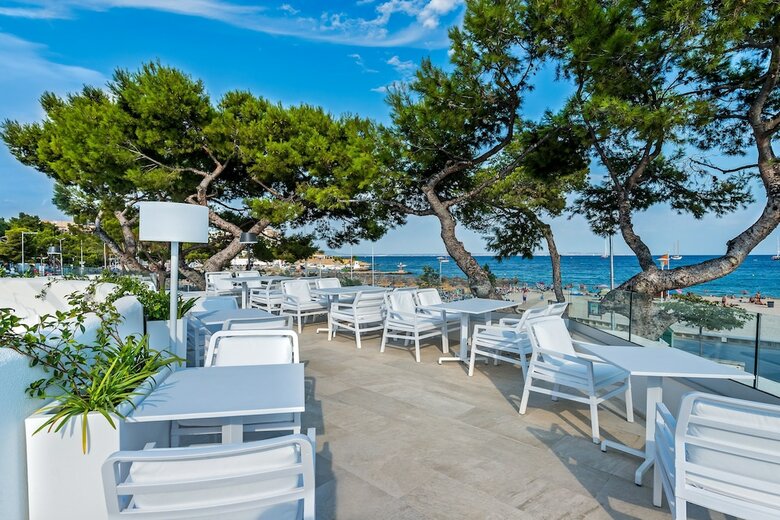 Hotel Fergus Style Palmanova