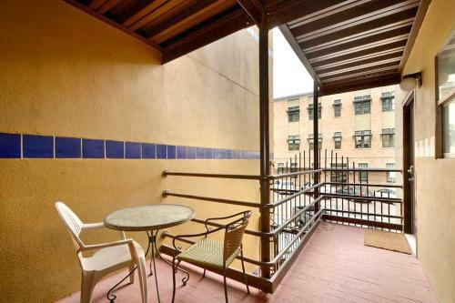 Apartamento Downtown Condo 201