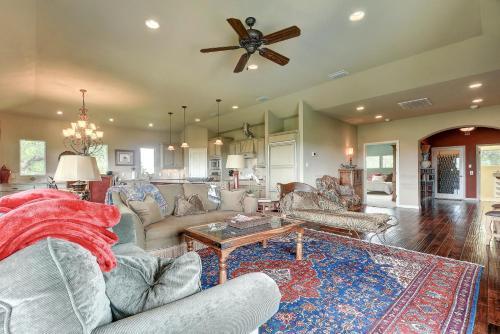 Hill Country Villa