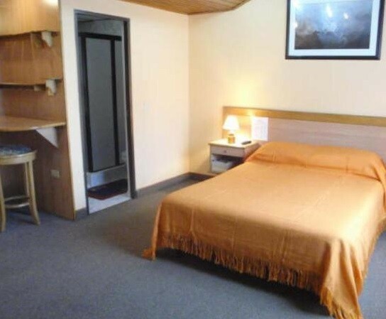 Charlies Place Hotel