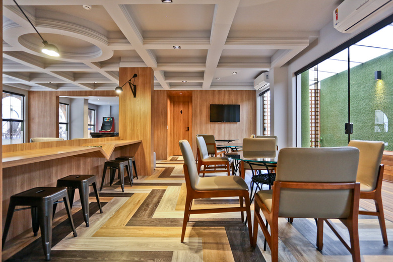 Hm Plaza Hotel