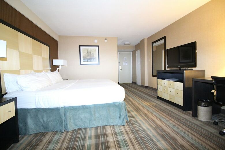 The Watson Hotel