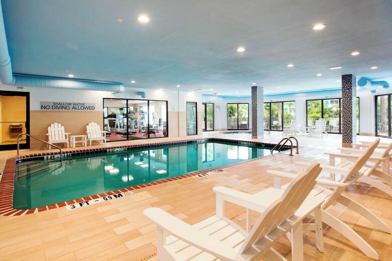 Hotel Courtyard By Marriott - Barefoot Landing