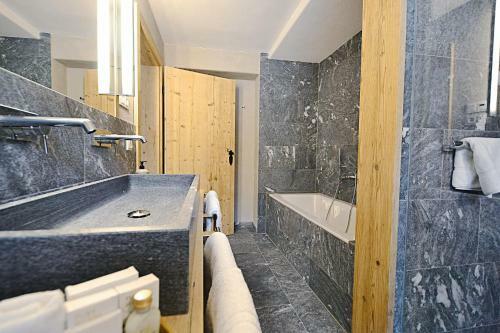 Hotel Staudacherhof History & Lifestyle