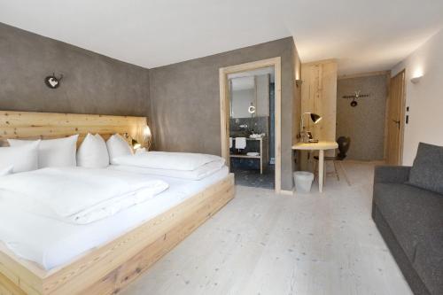 Hotel Staudacherhof History & Lifestyle