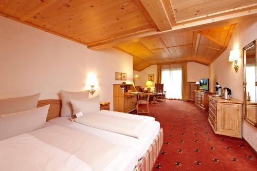 Hotel Staudacherhof History & Lifestyle