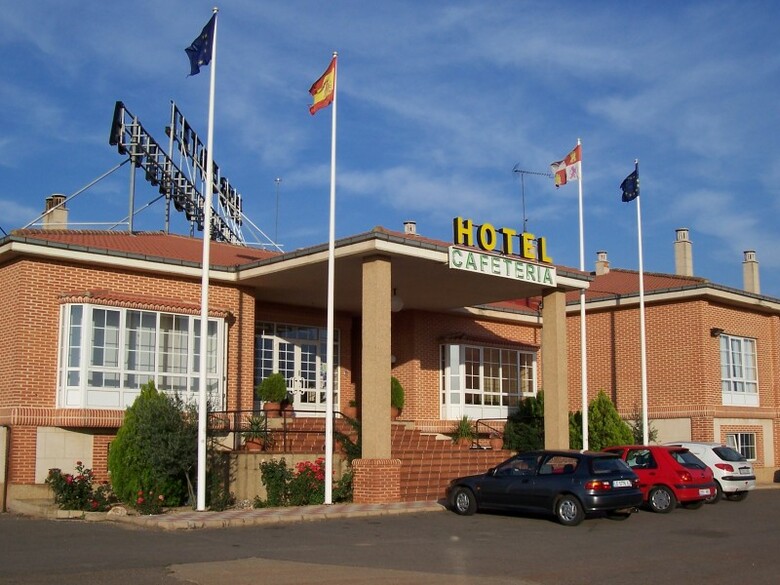 Hotel Mlc Benavente