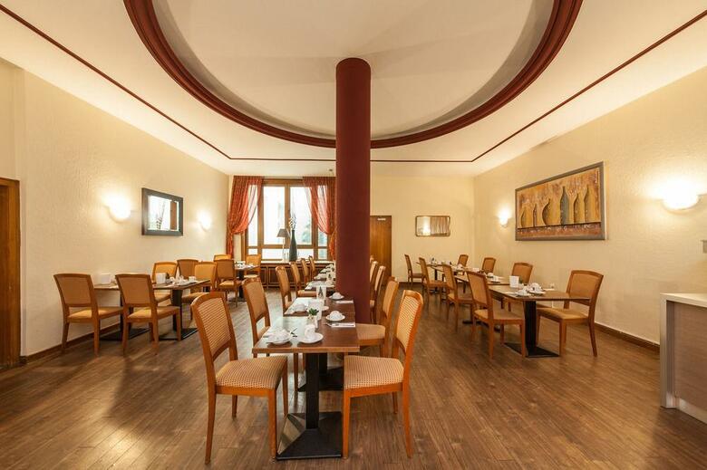 Novum Hotel Plaza D�sseldorf Zentrum