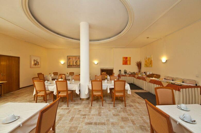 Novum Hotel Plaza D�sseldorf Zentrum