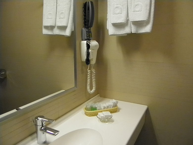 Berthelot Hotel