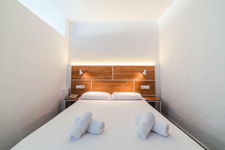 Endlss Beach & Disco Hotel Ibiza Adults Only