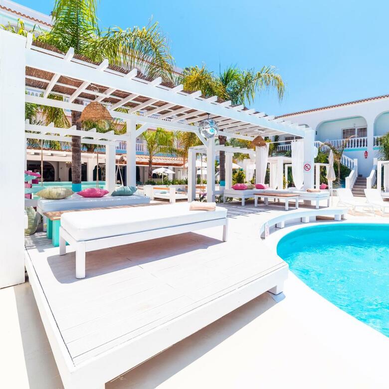 Endlss Beach & Disco Hotel Ibiza Adults Only