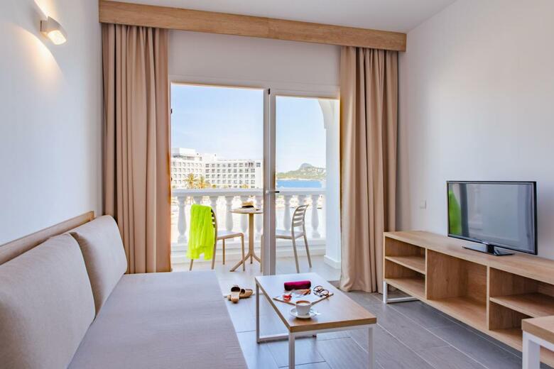 Endlss Beach & Disco Hotel Ibiza Adults Only
