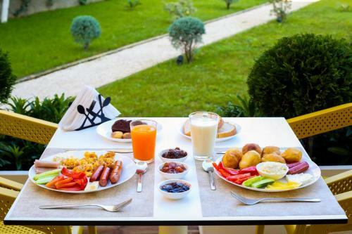 Apartamentos Bel Ami Suita Hotel