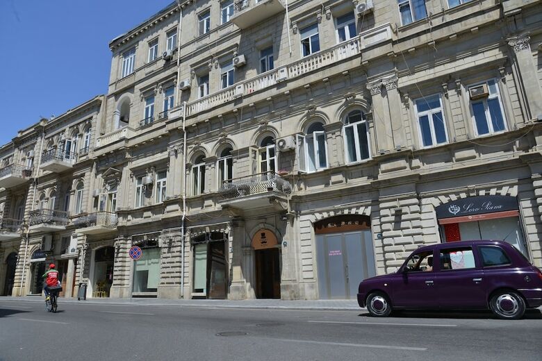 Mr. Hostel Baku