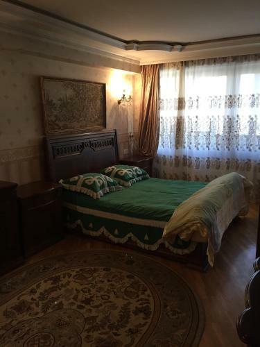 Apartment On Gadzhibekova 33/35
