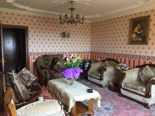 Apartment On Gadzhibekova 33/35