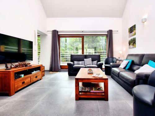Luxurious Holiday Home In Beauraing With Sauna