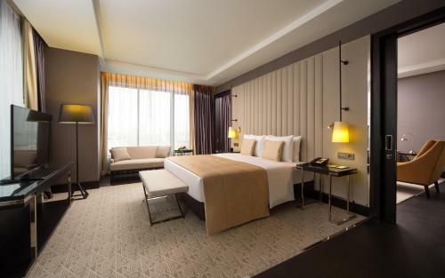 Hotel Doubletree By Hilton Minsk