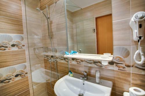 Dit Evrika Beach Club Hotel - All Inclusive