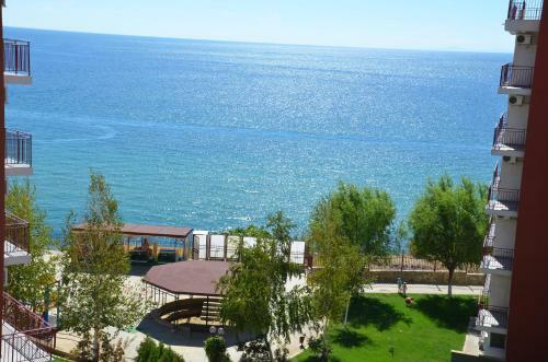 Single Private Apartments In Marina View Fort Beach