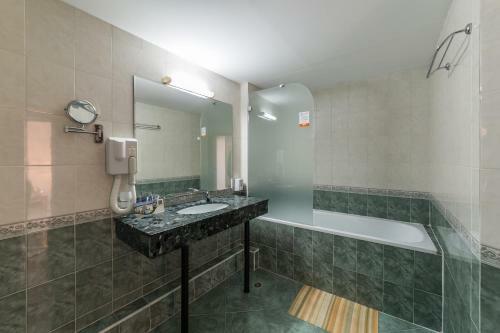 Hotel Kavkaz Golden Dune - All Inclusive