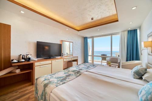 Bilyana Beach Hotel - All Inclusive & Free Beach Access