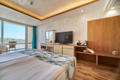 Bilyana Beach Hotel - All Inclusive & Free Beach Access