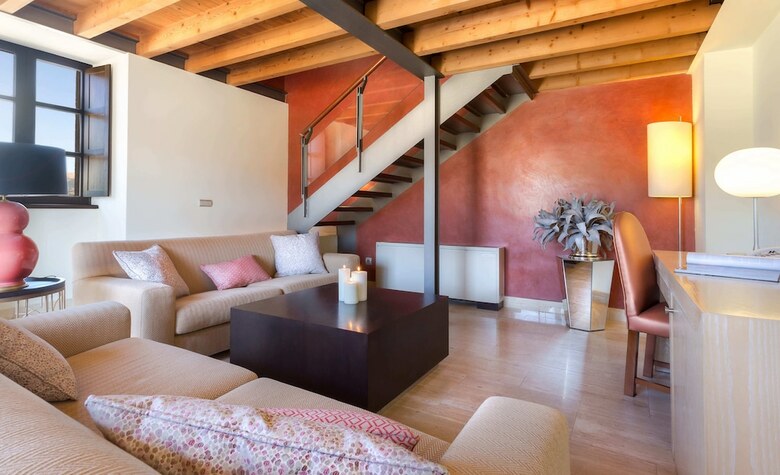 Hotel Iz�n Puerta de Gredos