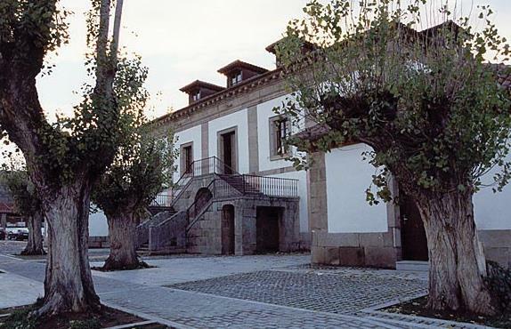 Hotel Iz�n Puerta de Gredos