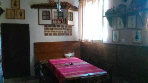 Hostal Guest House Edelweiss