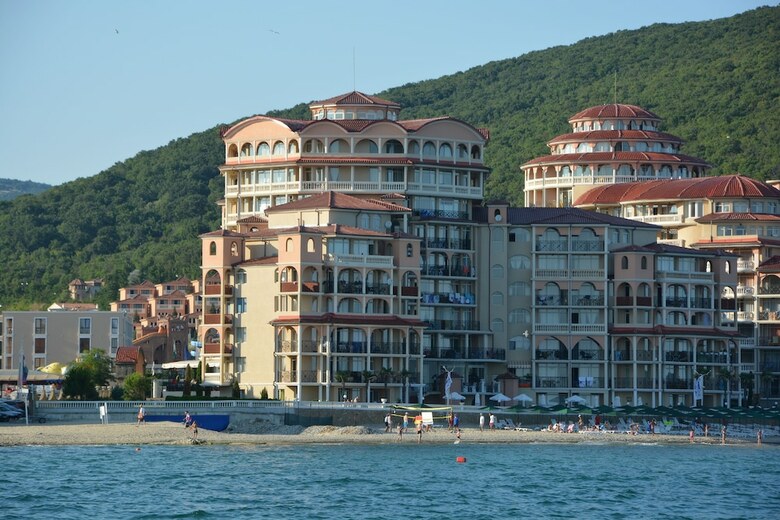 Menada Atrium Apartments
