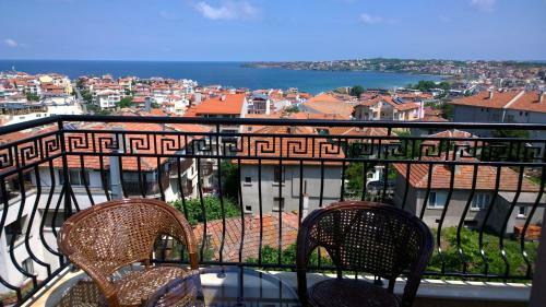 Hostal Elinor Guest House