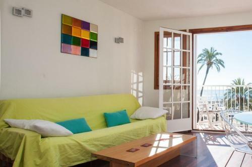 Sunny Apartments