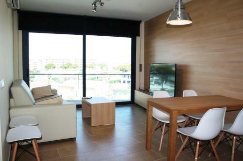 Rnet - Apartments Roses Port Trebol