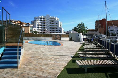 Rnet - Apartments Roses Port Trebol