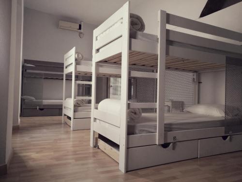 Hostal Factory Rooms Tarifa