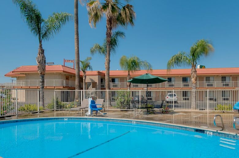 Hotel Vagabond Inn Bakersfield North