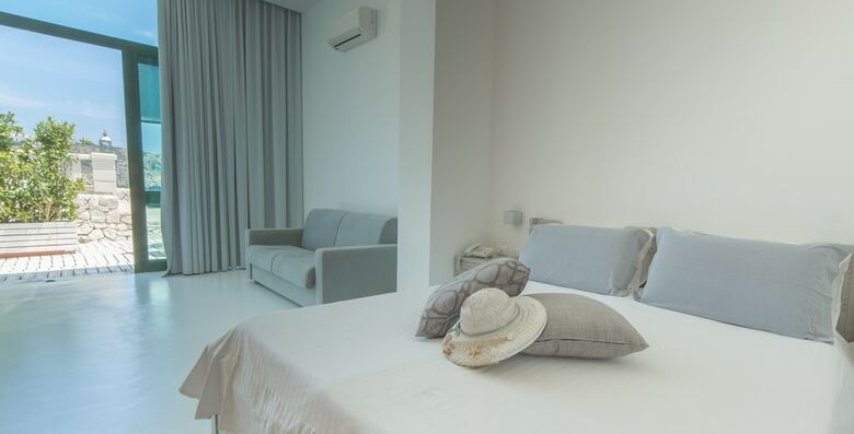La Roccia Hotel