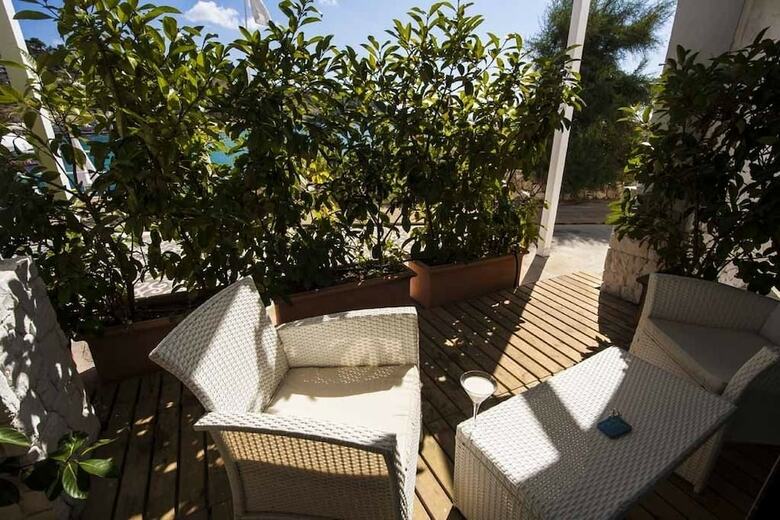 La Roccia Hotel
